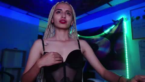 Atenea online show from 07/01/26, 03:52
