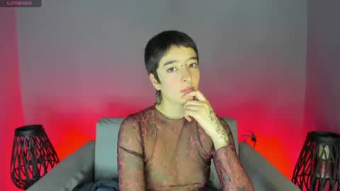 Snapshot of atheena__ chatting on 06/20/26, 12:30 Athenea online show from 06/20/26, 12:30