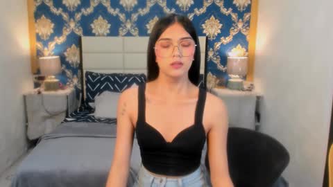 Snapshot of athenaheart chatting on 02/11/25, 05:16 Ady online show from 02/11/25, 05:16