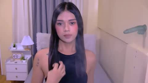 Snapshot of athenaheart chatting on 10/10/25, 04:06 Ady online show from 10/10/25, 04:06