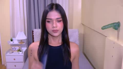 Snapshot of athenaheart chatting on 10/16/25, 03:13 Ady online show from 10/16/25, 03:13