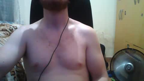 Snapshot of athleticboyy chatting on 01/25/25, 03:20 Paul Van online show from 01/25/25, 03:20