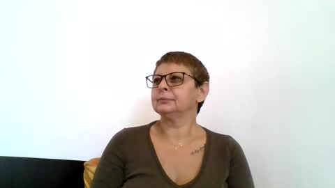 atikaarea online show from 10/10/25, 12:37