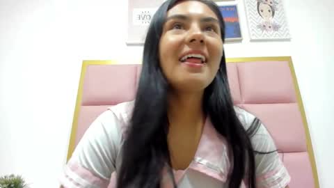 Atilana Diaz online show from 01/09/26, 03:48