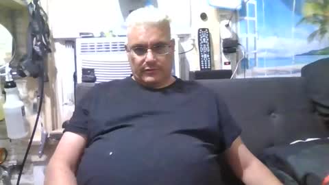 Snapshot of atr2424293280 chatting on 11/06/25, 08:15 A online show from 11/06/25, 08:15