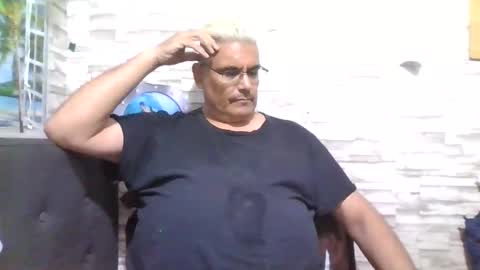 Snapshot of atr2424293280 chatting on 11/17/25, 07:30 A online show from 11/17/25, 07:30