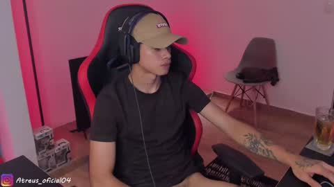 Snapshot of atreus_oficial chatting on 12/10/24, 06:44 Atreus online show from 12/10/24, 06:44