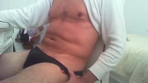 Snapshot of atyourservice222 chatting on 12/17/25, 11:38 atyourservice222 online show from 12/17/25, 11:38