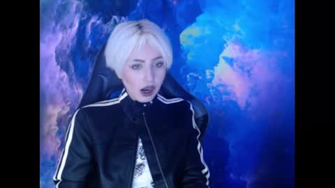 Snapshot of aubrey_rock chatting on 01/20/25, 01:32 Aubrey online show from 01/20/25, 01:32