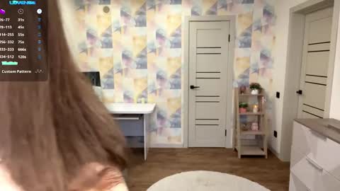 Jolyn online show from 02/10/26, 06:06