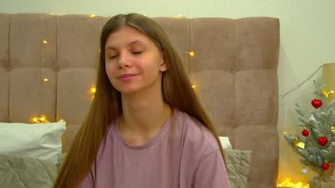 Audrey online show from 12/21/24, 06:41