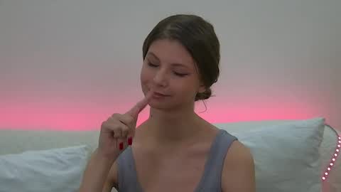 Audrey online show from 02/25/25, 03:38