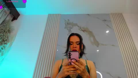 Audrey Hayworth online show from 03/19/26, 09:02