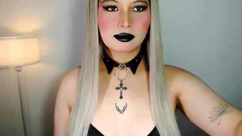 Audrey online show from 03/25/26, 07:14