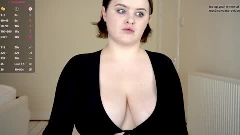 Audrey Jacq online show from 10/13/25, 03:23