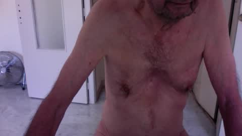 Snapshot of auguste688483 chatting on 04/01/26, 08:26 auguste688483 online show from 04/01/26, 08:26