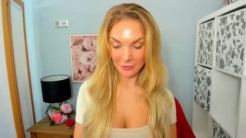 AulloraSensual online show from 12/02/24, 10:18