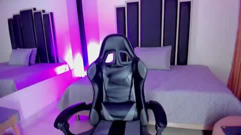 aura_baker online show from 07/15/26, 12:32