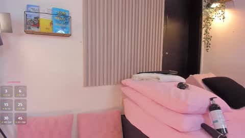 Hello I am Marcela follow me on my instagram  aura moon11 online show from 01/17/26, 10:42