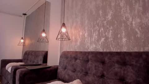 Snapshot of aurabakers chatting on 09/16/25, 02:01 Aura online show from 09/16/25, 02:01