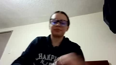 Snapshot of auran_v888 chatting on 05/25/26, 03:34 auran_v888 online show from 05/25/26, 03:34