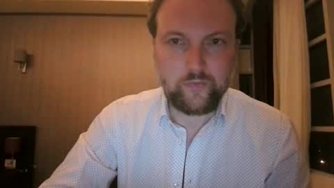 Snapshot of aurelio_marc chatting on 05/12/26, 06:38 Aurelius online show from 05/12/26, 06:38
