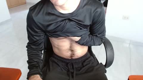 Aureliano online show from 04/22/26, 10:11