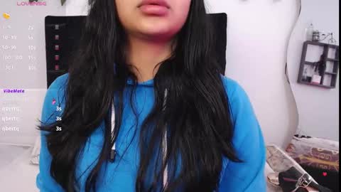 aurelynegp online show from 09/25/25, 11:25