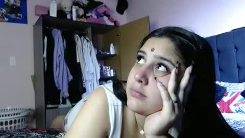 auroa_0785 online show from 06/04/26, 04:46