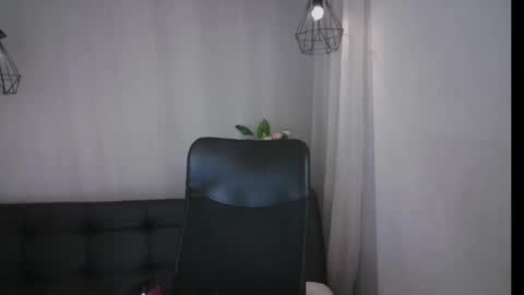 Snapshot of aurora_ath chatting on 01/10/25, 04:12 Aurora ath online show from 01/10/25, 04:12