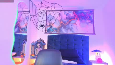 Snapshot of aurora_bellmont chatting on 11/01/25, 04:36 Aurora online show from 11/01/25, 04:36