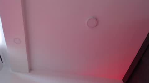 Snapshot of aurora_blossom__ chatting on 10/11/25, 09:13 Aurora online show from 10/11/25, 09:13