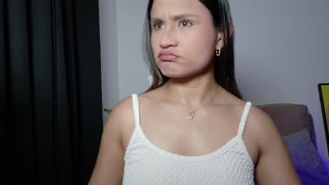 aurora_collins08 online show from 05/12/26, 04:15