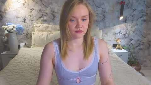 Kate online show from 05/15/26, 12:45