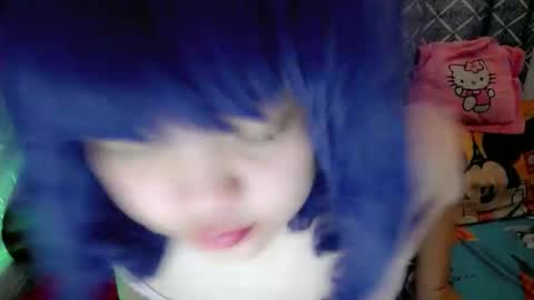 cute online show from 10/18/25, 12:57