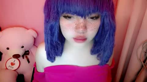 Snapshot of aurora_more chatting on 04/19/26, 01:49 cute online show from 04/19/26, 01:49