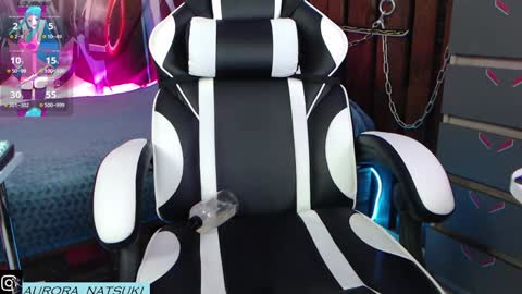 AURORA NATSUKI online show from 01/07/25, 11:58