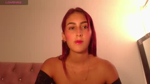 aurora petit online show from 05/28/26, 08:39