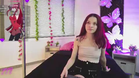 Snapshot of aurora_petitee chatting on 07/01/26, 12:18 Aurora online show from 07/01/26, 12:18