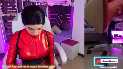 Snapshot of aurora_thomas chatting on 01/14/25, 11:42 Aurora online show from 01/14/25, 11:42