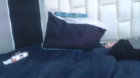 Snapshot of auroraa_miller chatting on 12/21/24, 03:31 auroraa_miller online show from 12/21/24, 03:31