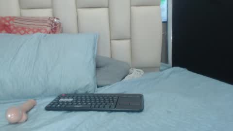 Snapshot of auroraa_miller chatting on 01/03/25, 03:12 auroraa_miller online show from 01/03/25, 03:12