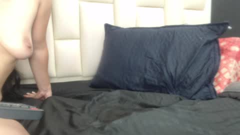 Snapshot of auroraa_miller chatting on 01/08/25, 06:20 auroraa_miller online show from 01/08/25, 06:20