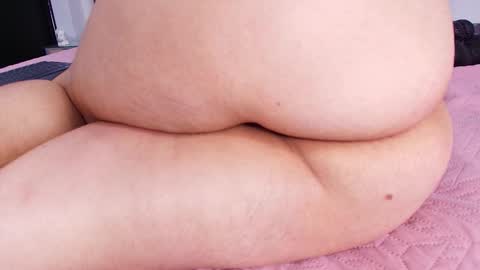 auroraa_miller online show from 01/05/26, 05:27