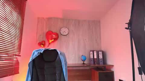 Ariana online show from 02/13/26, 09:33