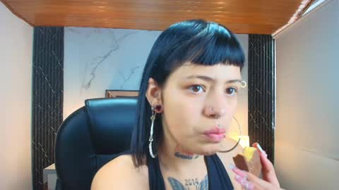 Aurora Diaz online show from 05/25/26, 11:49