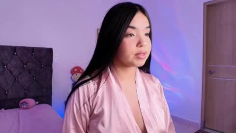 Snapshot of aurorafiore chatting on 09/22/25, 02:13 Aurora online show from 09/22/25, 02:13