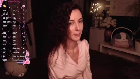 Snapshot of auroragreys chatting on 02/25/25, 10:04 Aurora online show from 02/25/25, 10:04