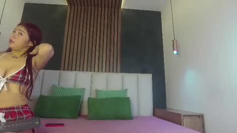 AURORA  online show from 06/20/26, 02:47
