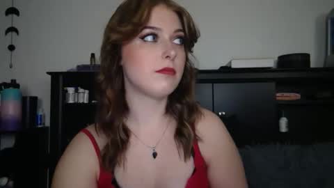 Snapshot of auroralightz1 chatting on 11/14/25, 11:46 auroralightz1 online show from 11/14/25, 11:46